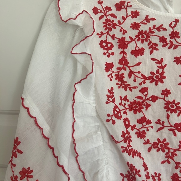 FARM Rio White Blouse with Red Floral Embroidery New With Tags Medium - Picture 4 of 10